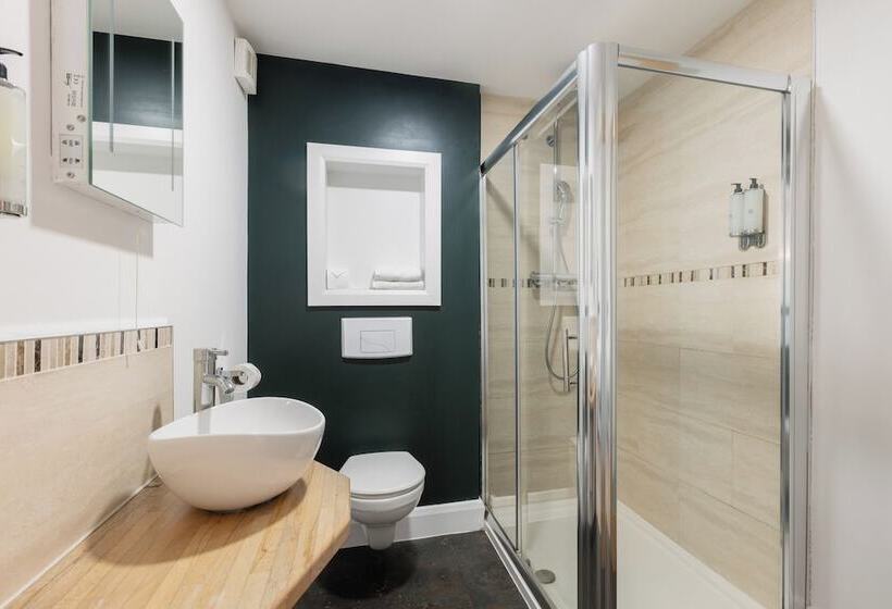 חדר סטנדרט, The Stones