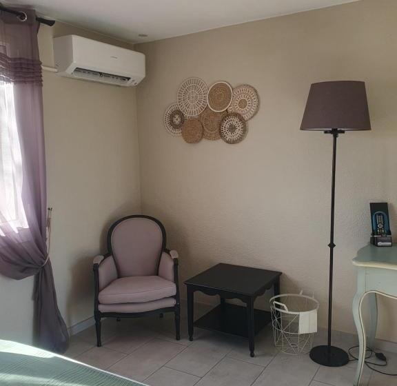 수피리어 룸, Le Mas Des Quintrands Manosque  Motel De Charme