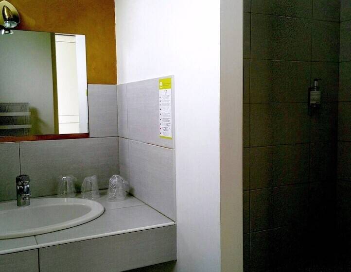 غرفة كومفورت, Le Mas Des Quintrands Manosque Motel De Charme