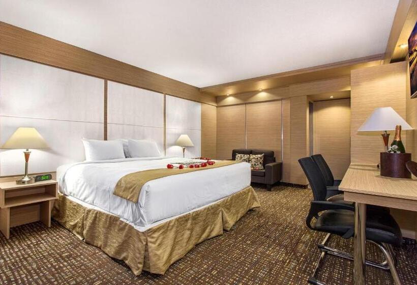 غرفة قياسية سرير كينج, Ocean Beach Palace