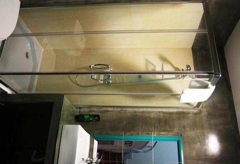 חדר סטנדרט, My Hostel