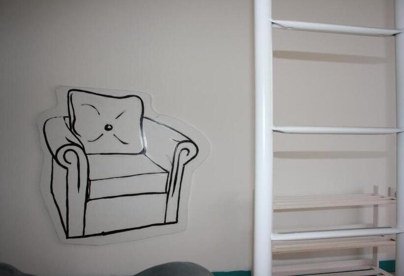 חדר סטנדרט חדר אמבטיה משותף, My Hostel