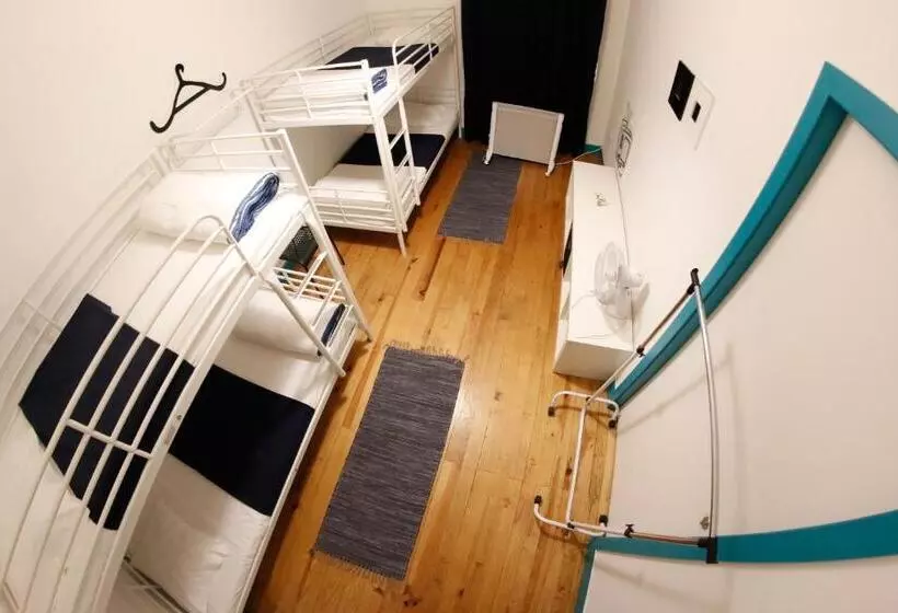 اتاق خانوادگی با سرویس بهداشتی مشترک, My Hostel