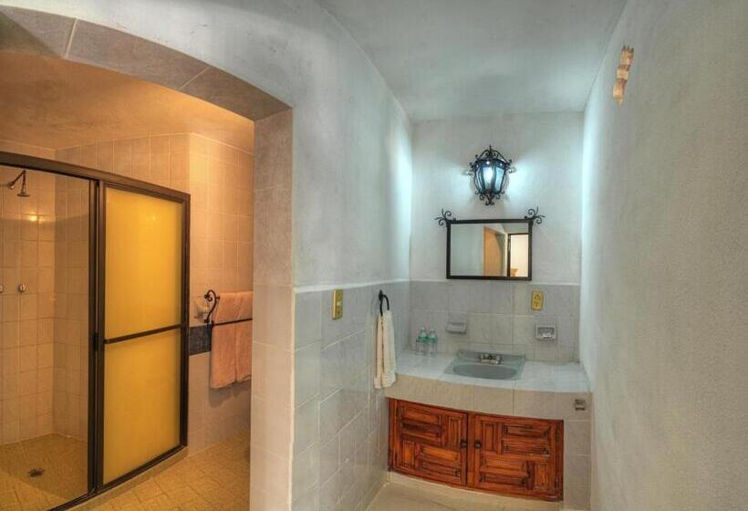 اتاق خانوادگی, Posada San Javier