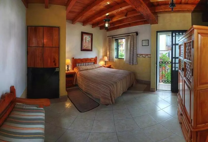 スイート, Posada San Javier