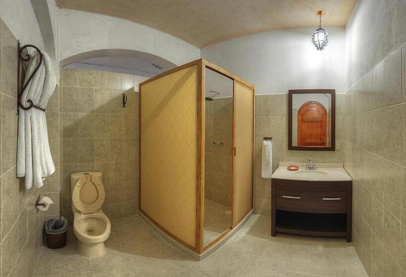 سوییت, Posada San Javier