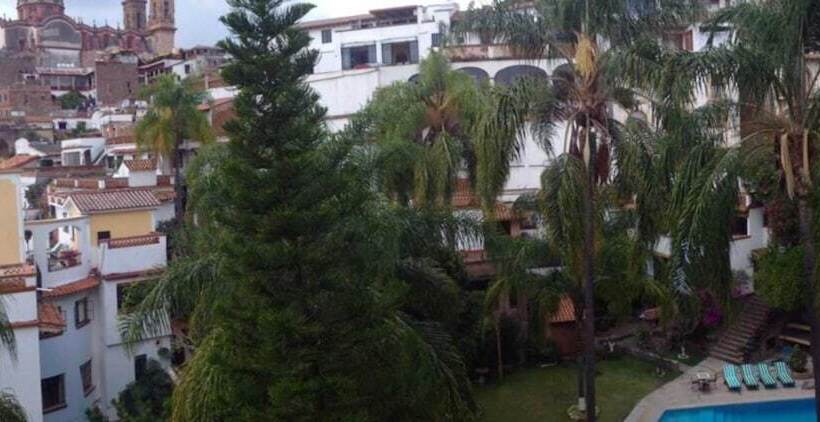 四人标准间, Posada San Javier
