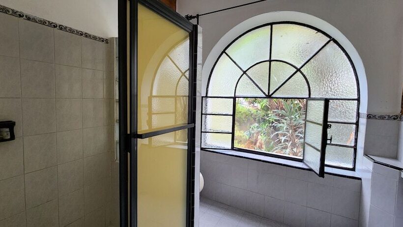 四人标准间, Posada San Javier