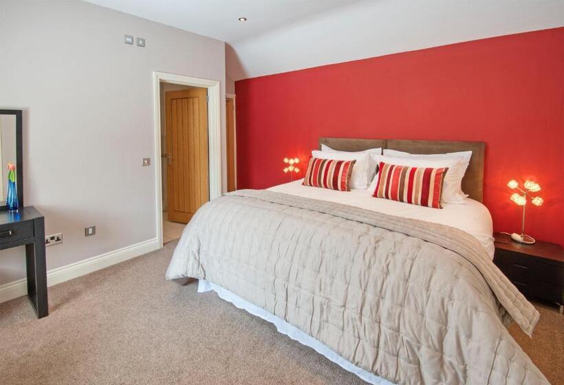 غرفة سوبيريور, The Bondgate Boutique