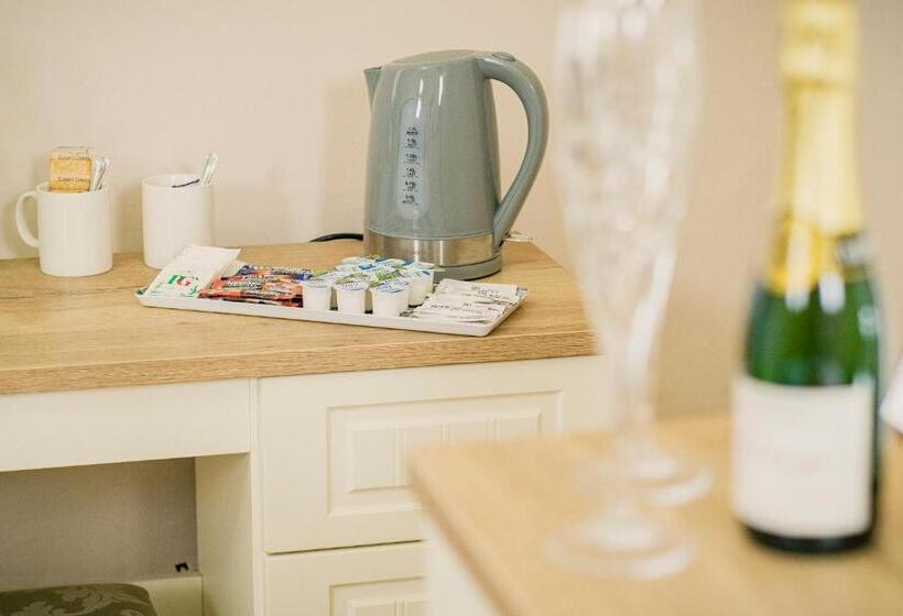 ファミリールーム, The Maynard