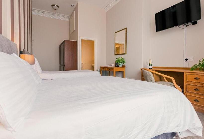 スタンダードルーム, The Maynard