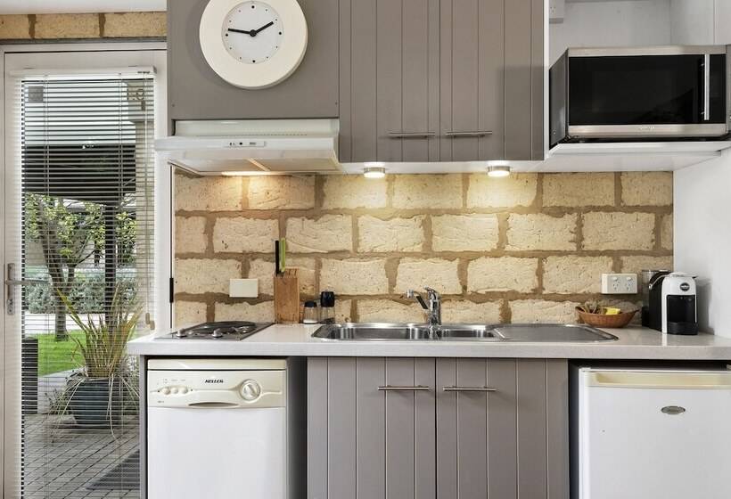 סוויטה דלוקס, Seahaven Village