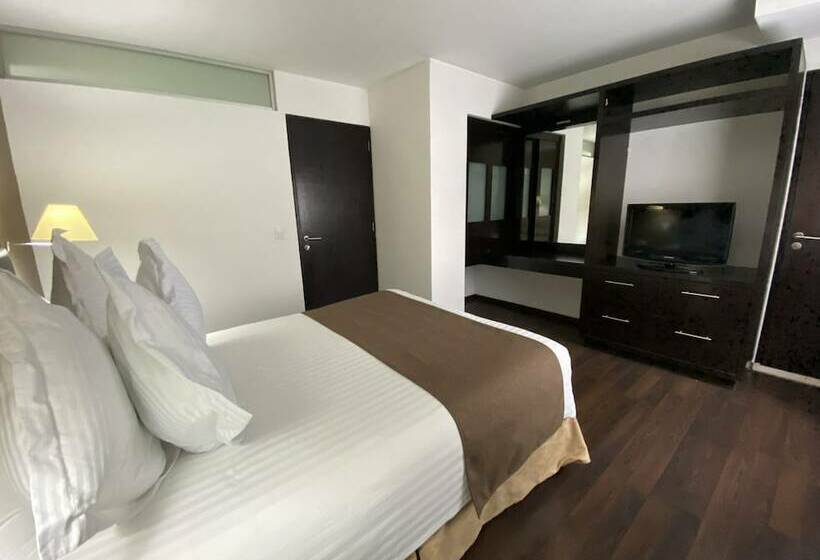 جناح جونيور, Suites Teca Once