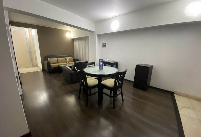 Полулюкс, Suites Teca Once