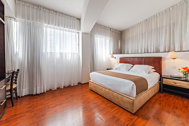 Полулюкс, Suites Teca Once