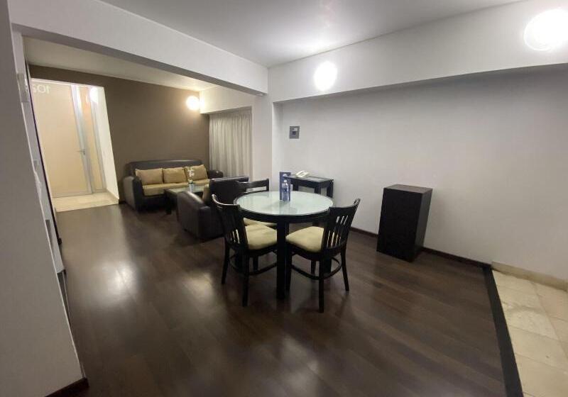 Полулюкс, Suites Teca Once