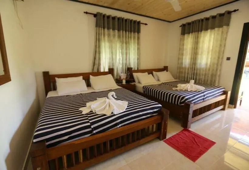 デラックスファミリールーム, Eco Hotel Black & White   Anuradhapura