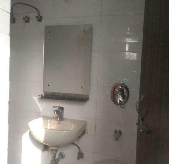 トリプルクラシックルーム, Pop Aone Inn Guest House