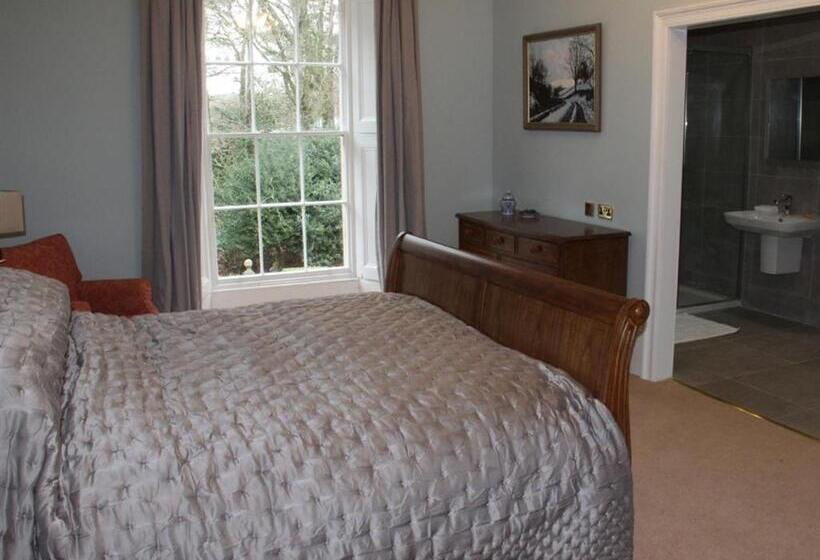 غرفة سوبيريور, Burnhopeside Hall