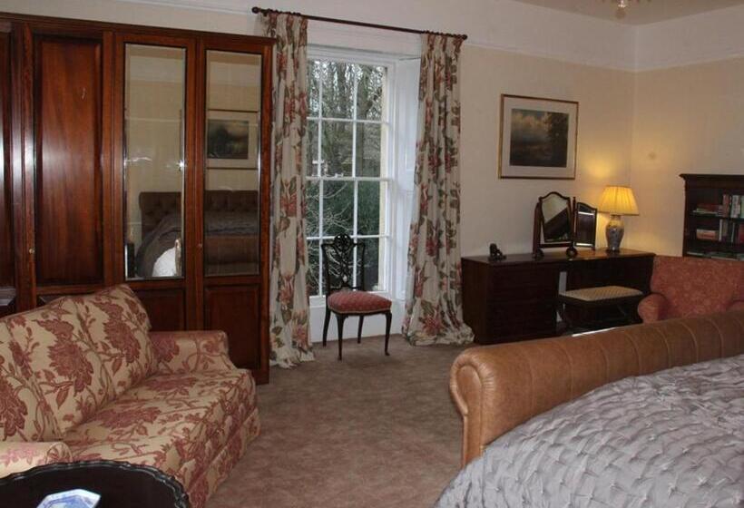 غرفة سوبيريور, Burnhopeside Hall