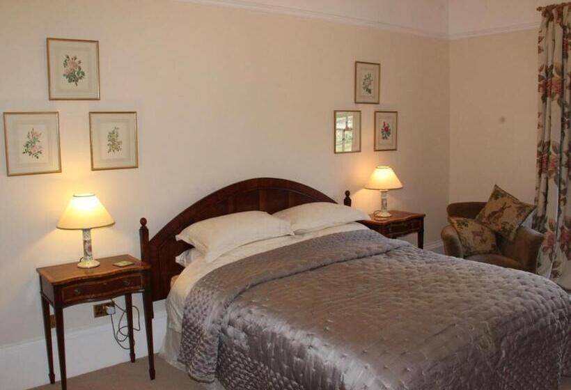 غرفة قياسية, Burnhopeside Hall