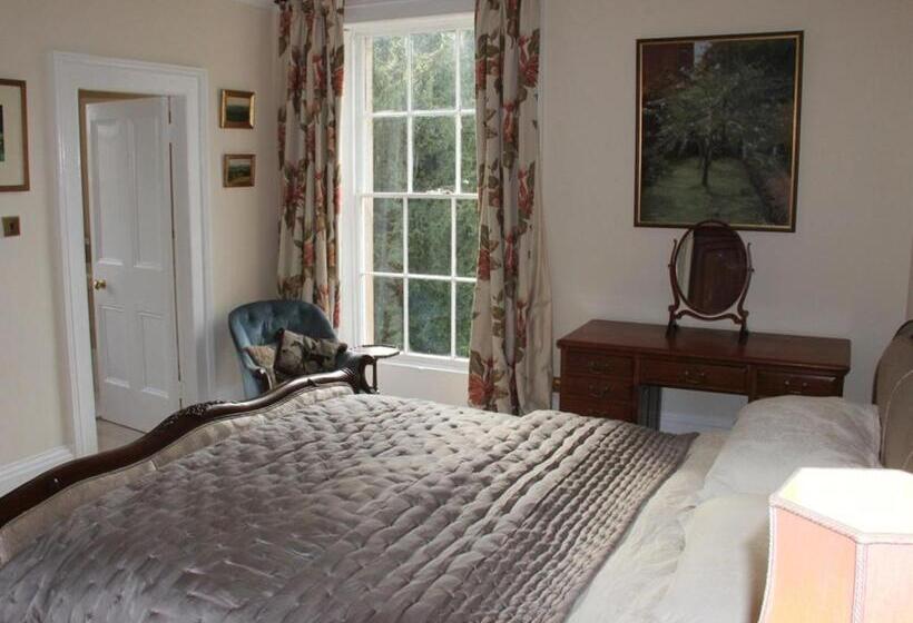 غرفة قياسية, Burnhopeside Hall