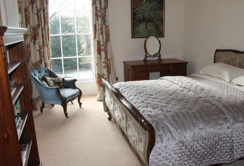 غرفة قياسية, Burnhopeside Hall