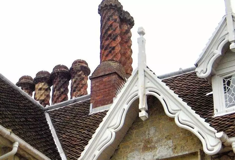 スタンダードルーム, Lisle Combe