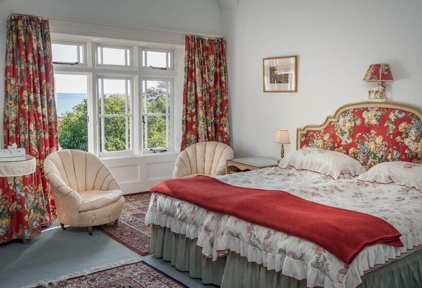 スタンダードルーム, Lisle Combe