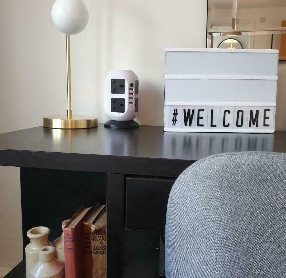 חדר סטנדרט יחיד, The Metropolitan Guest House