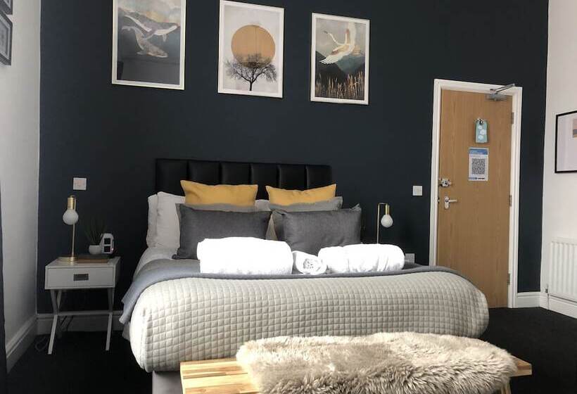 חדר סטנדרט, The Metropolitan Guest House