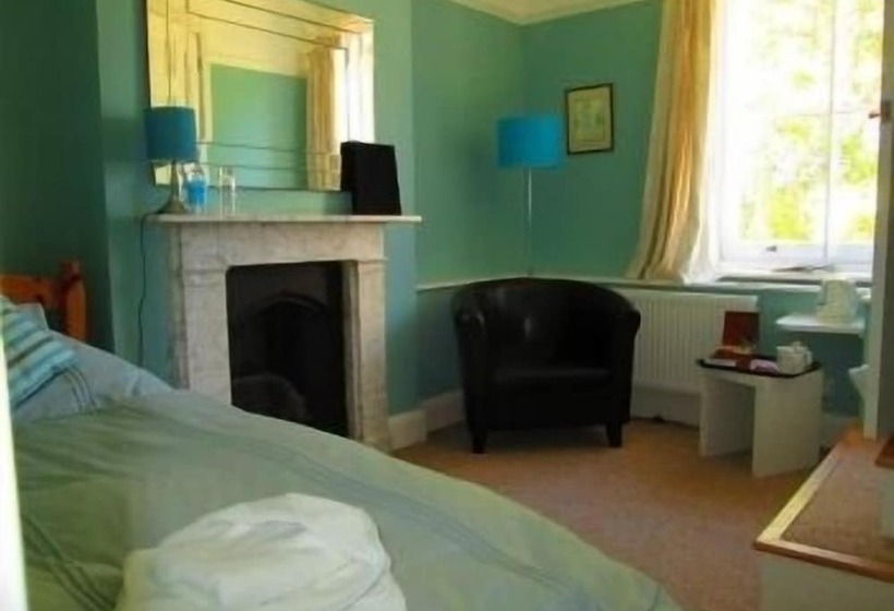 غرفة قياسية فردية, Weston Manor