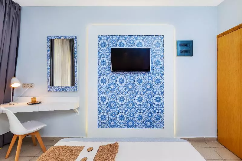 Chambre Standard, Core Hotel Polychrono