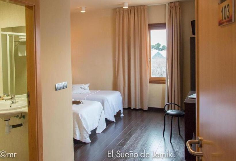 스탠다드 룸, El Sueno De Jemik