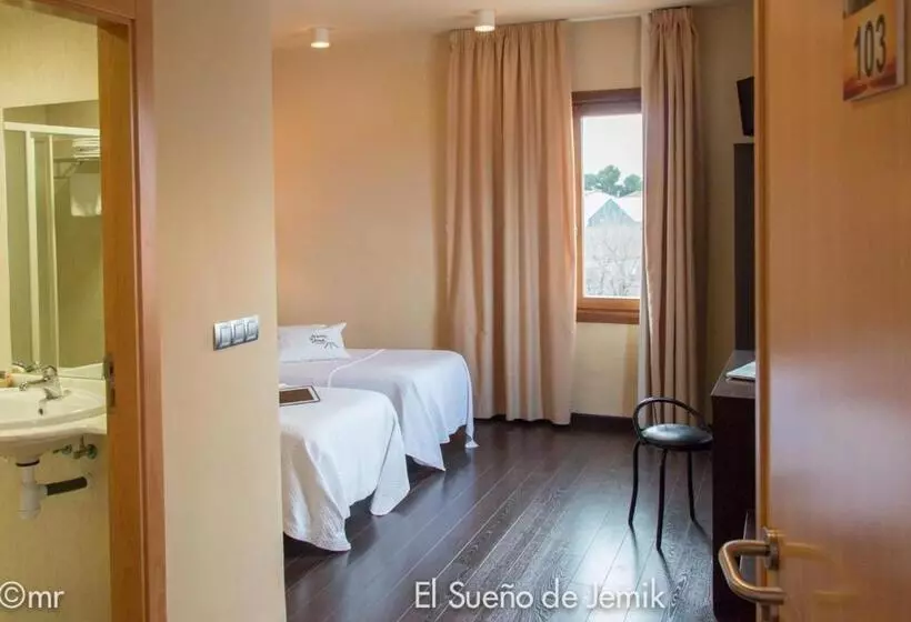 اتاق استاندارد, El Sueno De Jemik