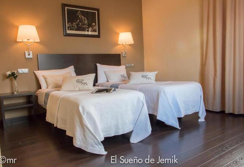 스탠다드 룸, El Sueno De Jemik