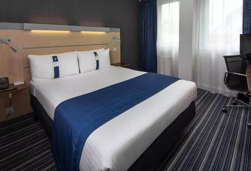 スタンダードルーム, Holiday Inn Express Middlesbrough   Centre Square, An Ihg