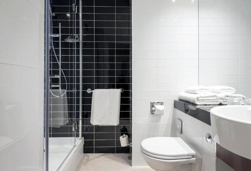 חדר סטנדרט, Holiday Inn Express Middlesbrough   Centre Square, An Ihg