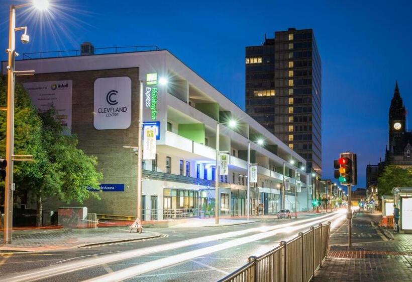 חדר סטנדרט, Holiday Inn Express Middlesbrough   Centre Square, An Ihg