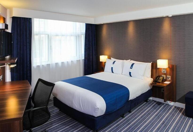 חדר סטנדרט, Holiday Inn Express Middlesbrough   Centre Square, An Ihg