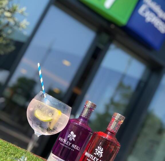 חדר סטנדרט, Holiday Inn Express Middlesbrough   Centre Square, An Ihg