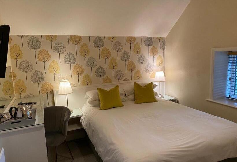 スタンダードルーム, Manor Court