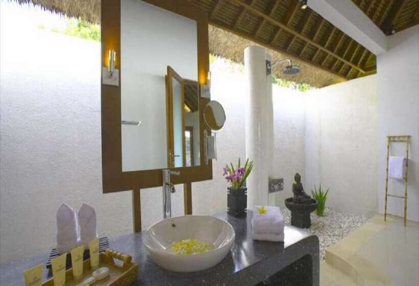 בקתה דלוקס, Siddhartha Oceanfront Resort & Spa Bali