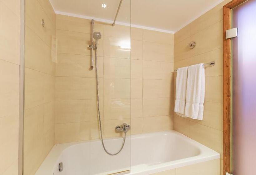 수피리어 룸, Teleferic Grand