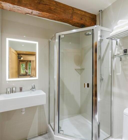 Полулюкс, The Saddleworth