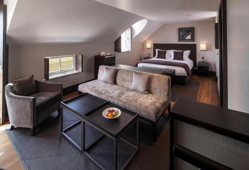 Номер Deluxe, Twr Y Felin