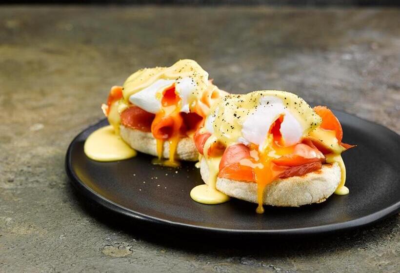 Люкс, Twr Y Felin