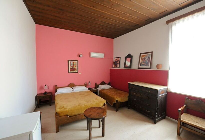 غرفة قياسية ثلاثية, Byzantine