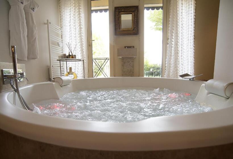 سوییت لوکس, Le Gourguillon