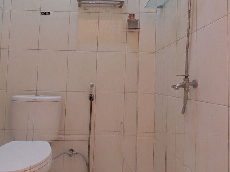 豪华房间, Oyo 92111 Dinda Homestay Syariah